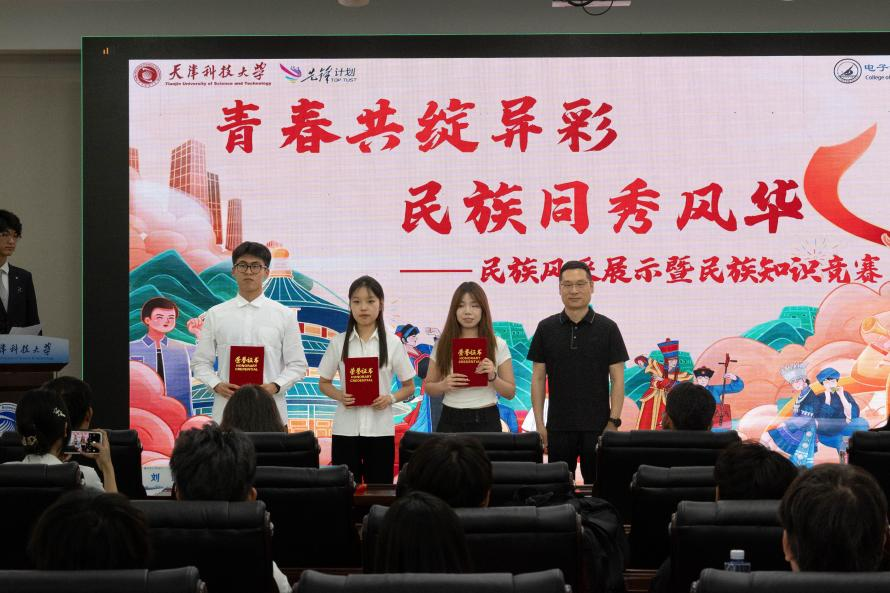 1c4b151178a14751ad71ae54d9763fb3.png 1c4b151178a14751ad71ae54d9763fb3.png